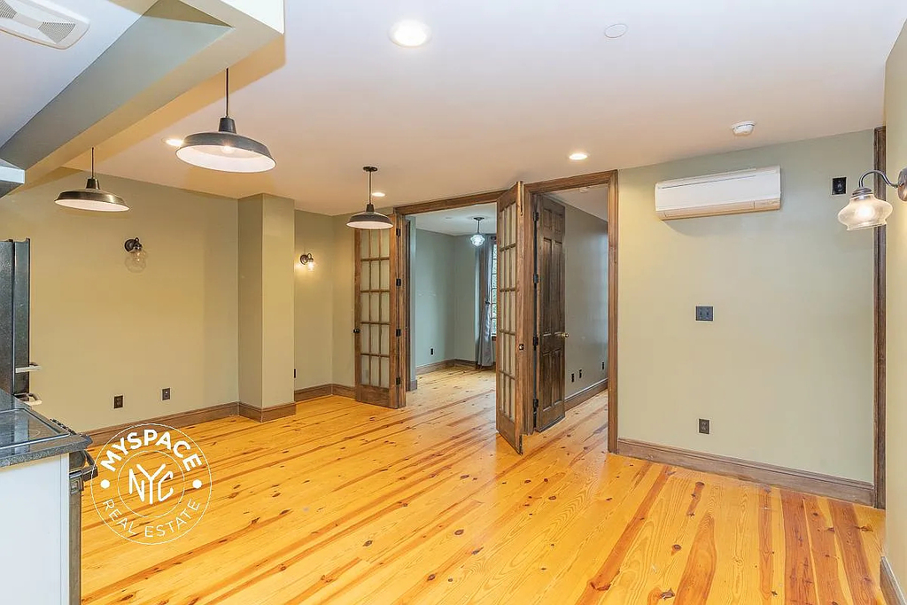 45 Newel Street - Photo 4