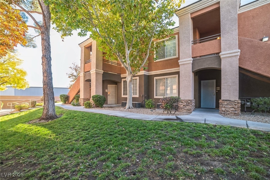 1504 Truett Street - Photo 0