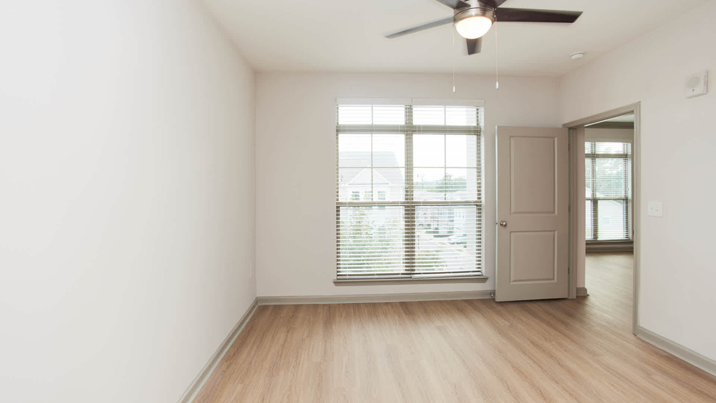 900 View Dr - Photo 19