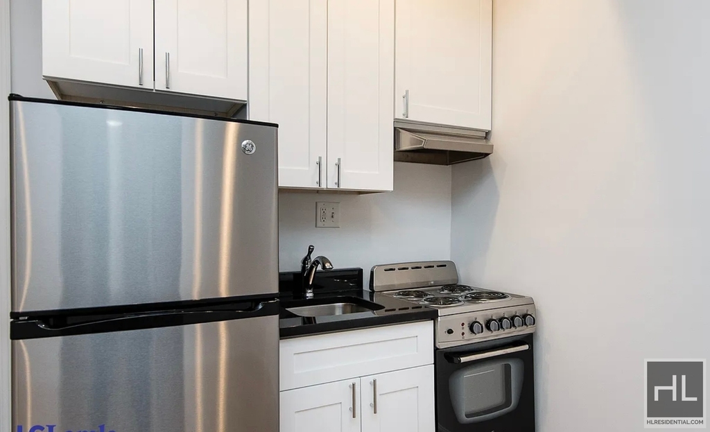 East 84th Street - Photo 1