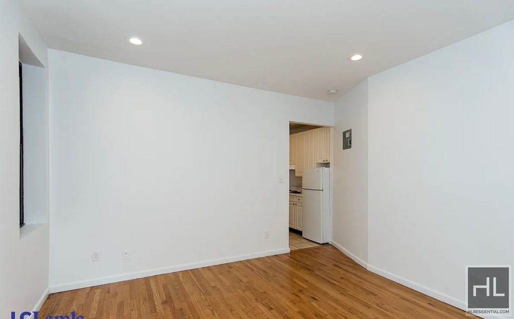 East 84th Street - Photo 0