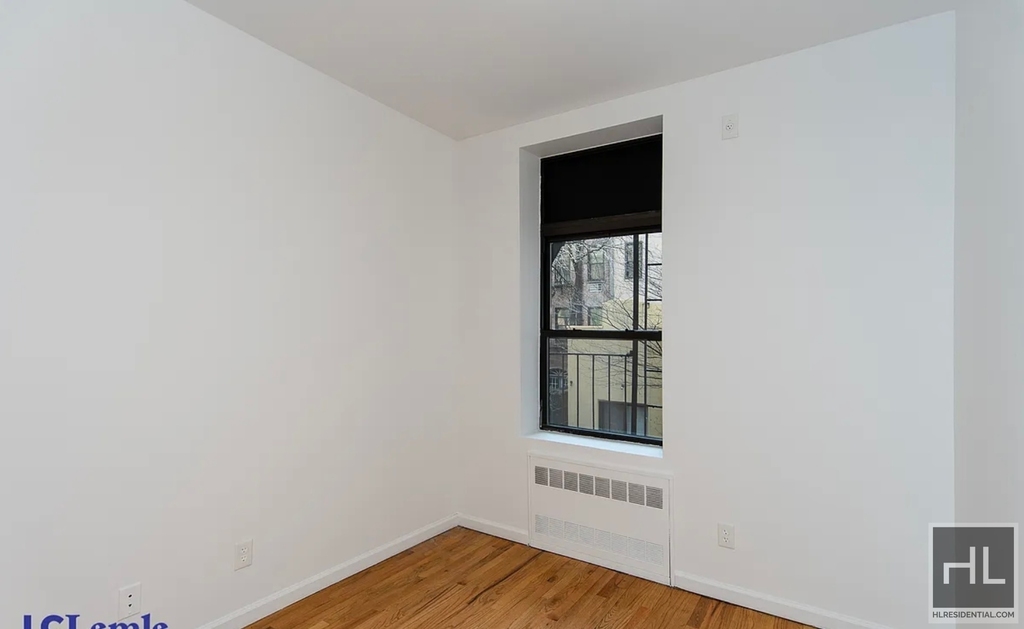 East 84th Street - Photo 7