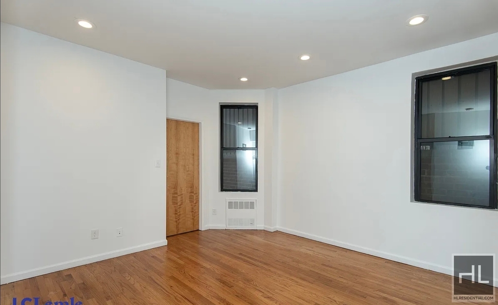 East 84th Street - Photo 6