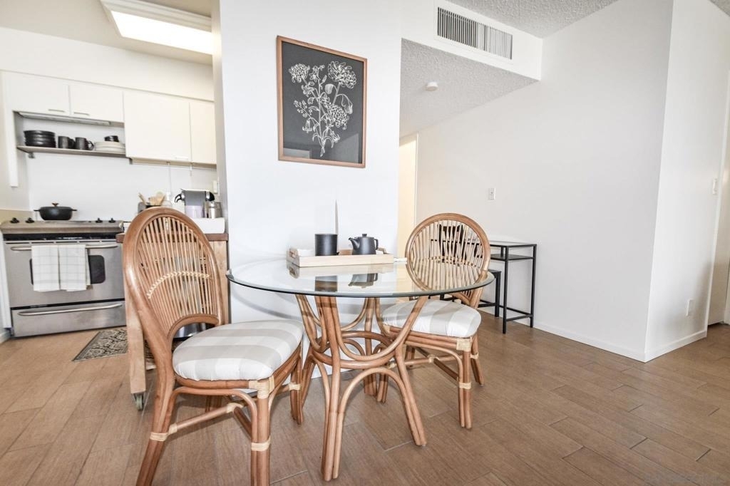 1720 Avenida Del Mundo - Photo 6