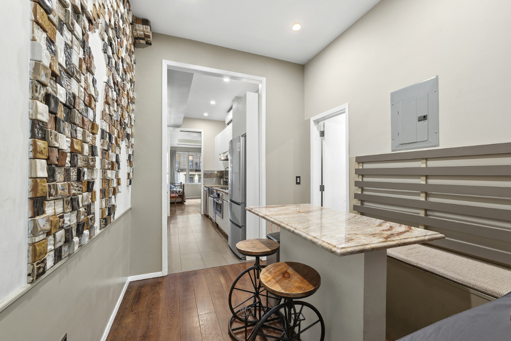 557 W 159th Street - Photo 16