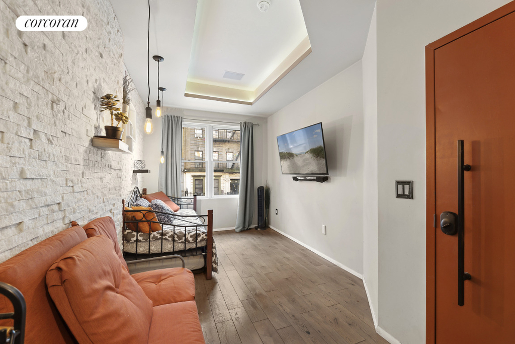 557 W 159th Street - Photo 1