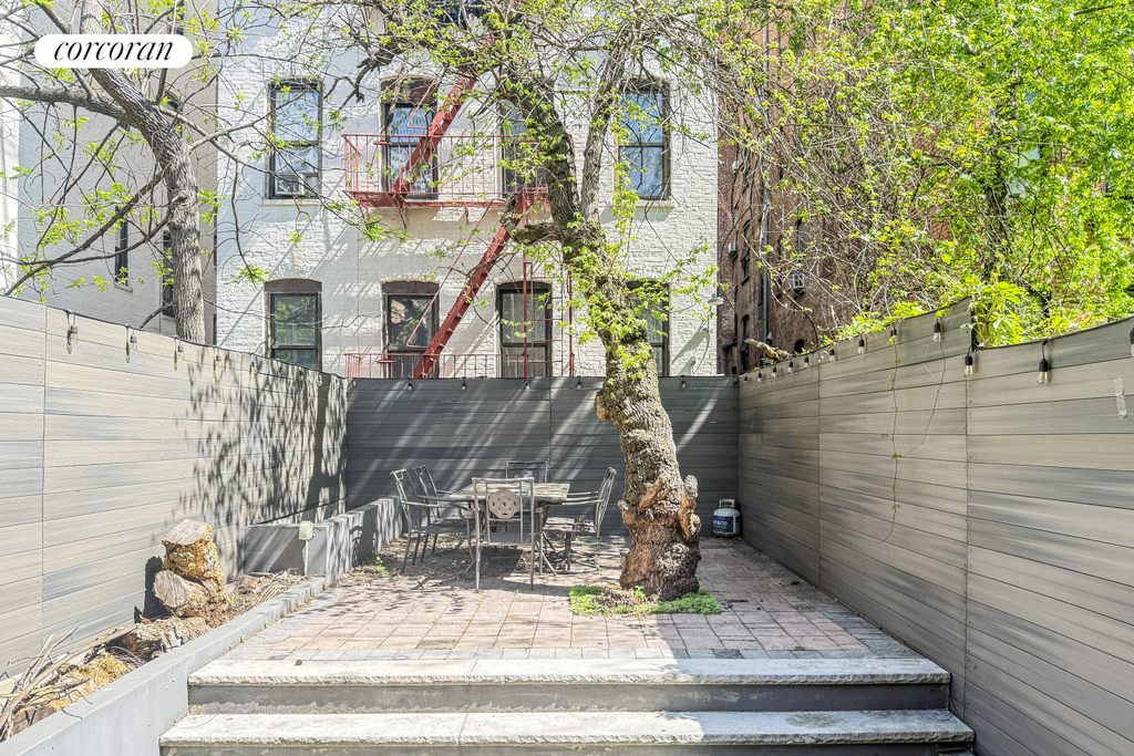 557 W 159th Street - Photo 0