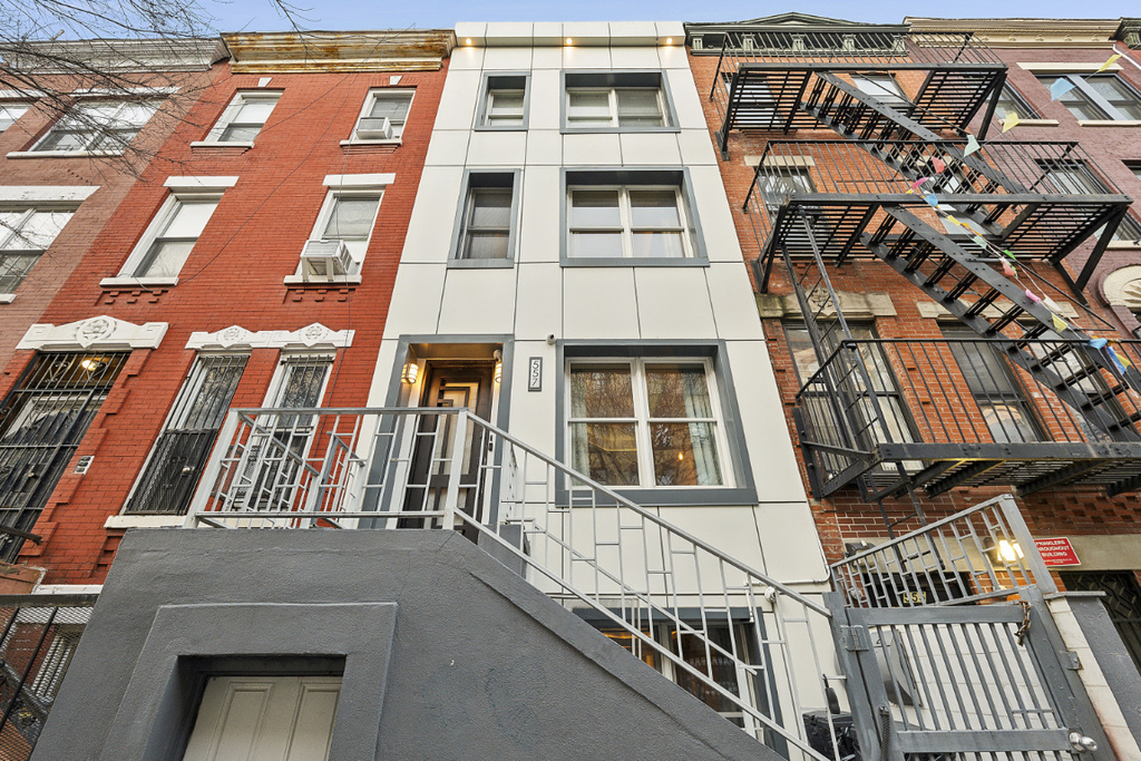 557 W 159th Street - Photo 22