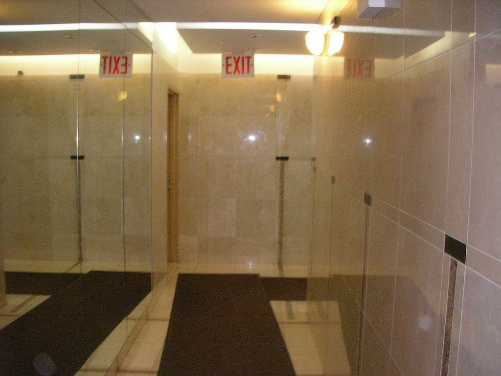 102-02 Queens Blvd - Photo 12