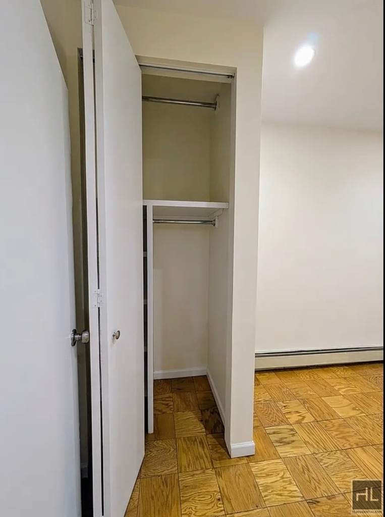 East 78th Street - Photo 9