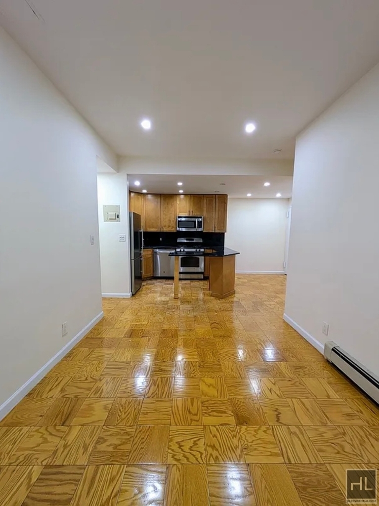 East 78th Street - Photo 0