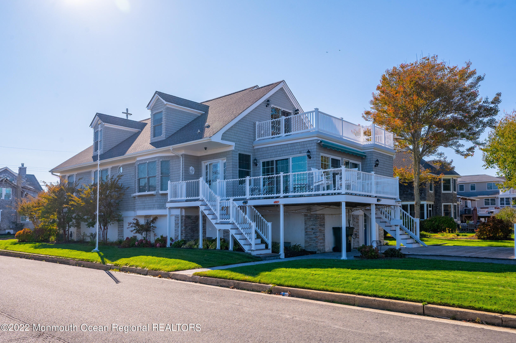 128 Park Avenue - Photo 1