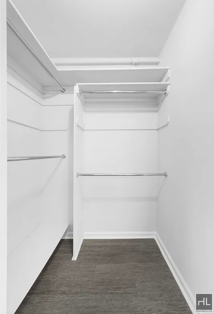 East 92nd Street - Photo 10