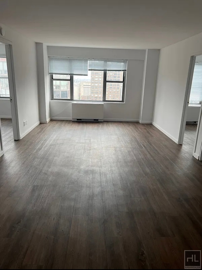 East 63rd Street - Photo 1