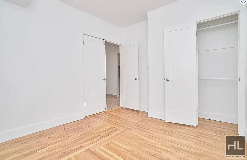 East 37th Street - Photo 6