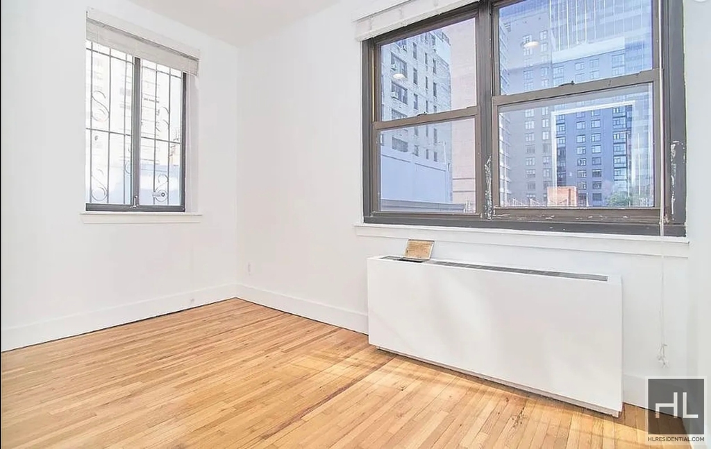 East 37th Street - Photo 5