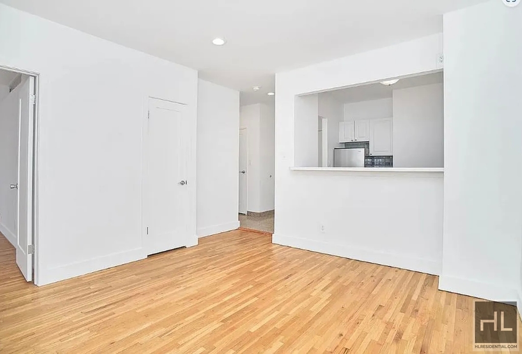 East 37th Street - Photo 10