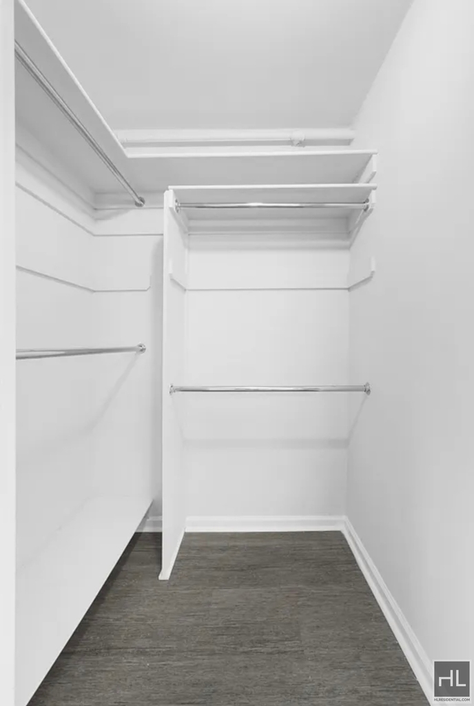 East 92 Street - Photo 10