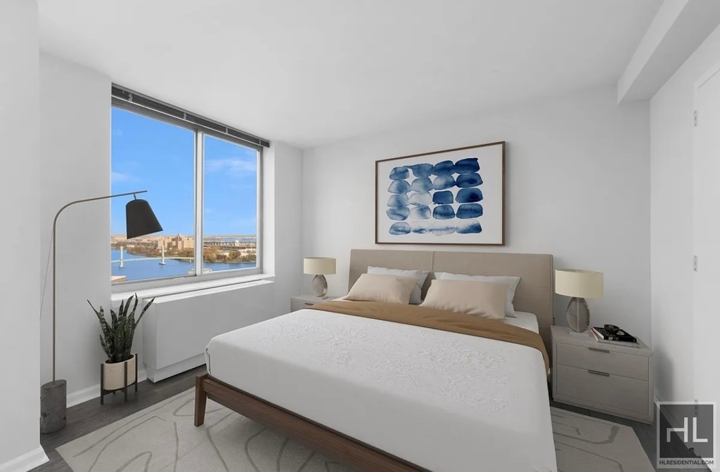 East 92 Street - Photo 12