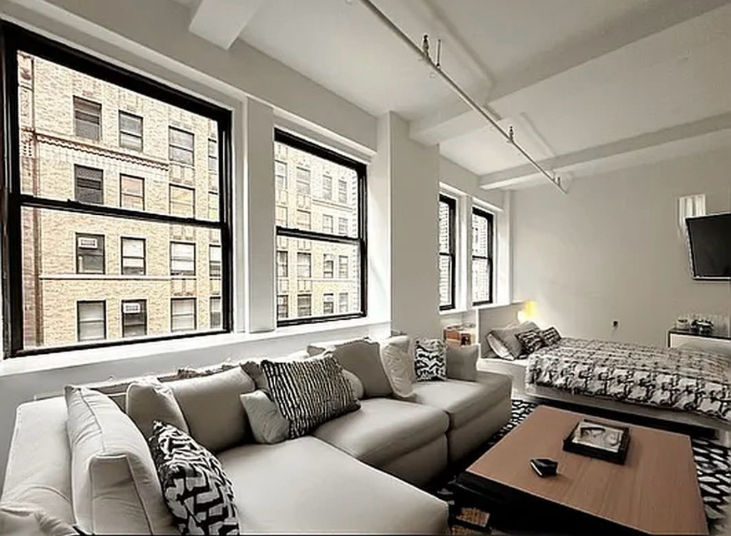 248 West 35th Street - Photo 0