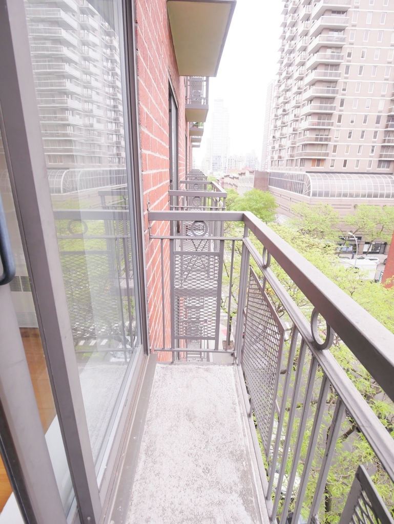 171 East 89th Street - Photo 8