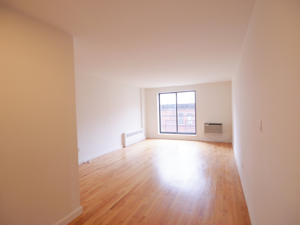 171 East 89th Street - Photo 2