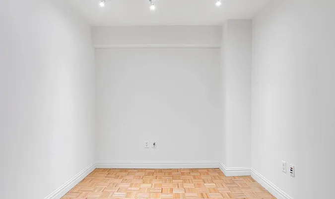 1500 Lexington Ave. - Photo 3