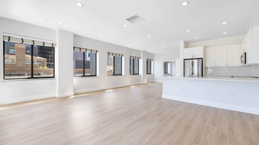 612 S. Flower Street - Photo 14
