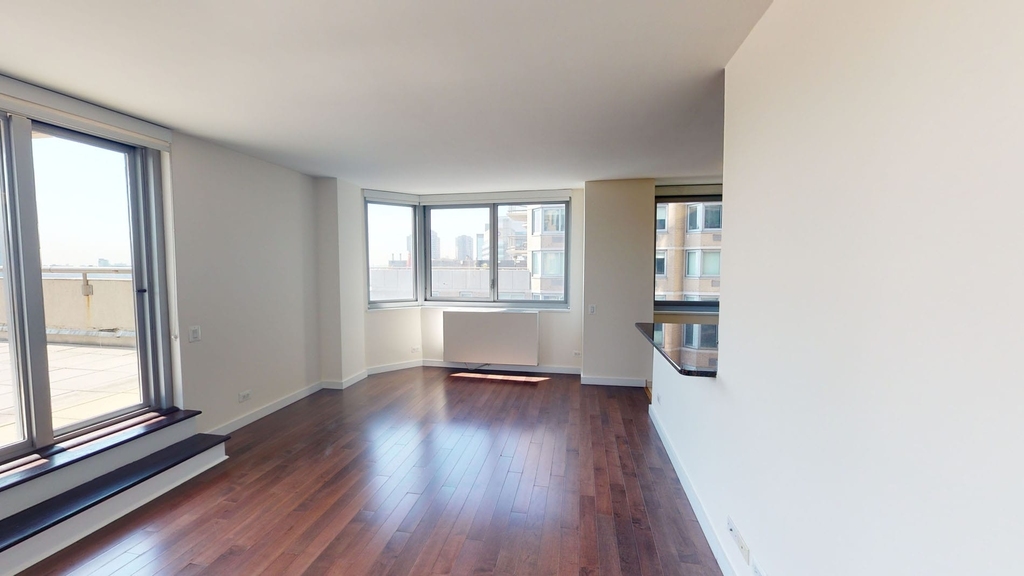 401 E 34th St - Photo 1