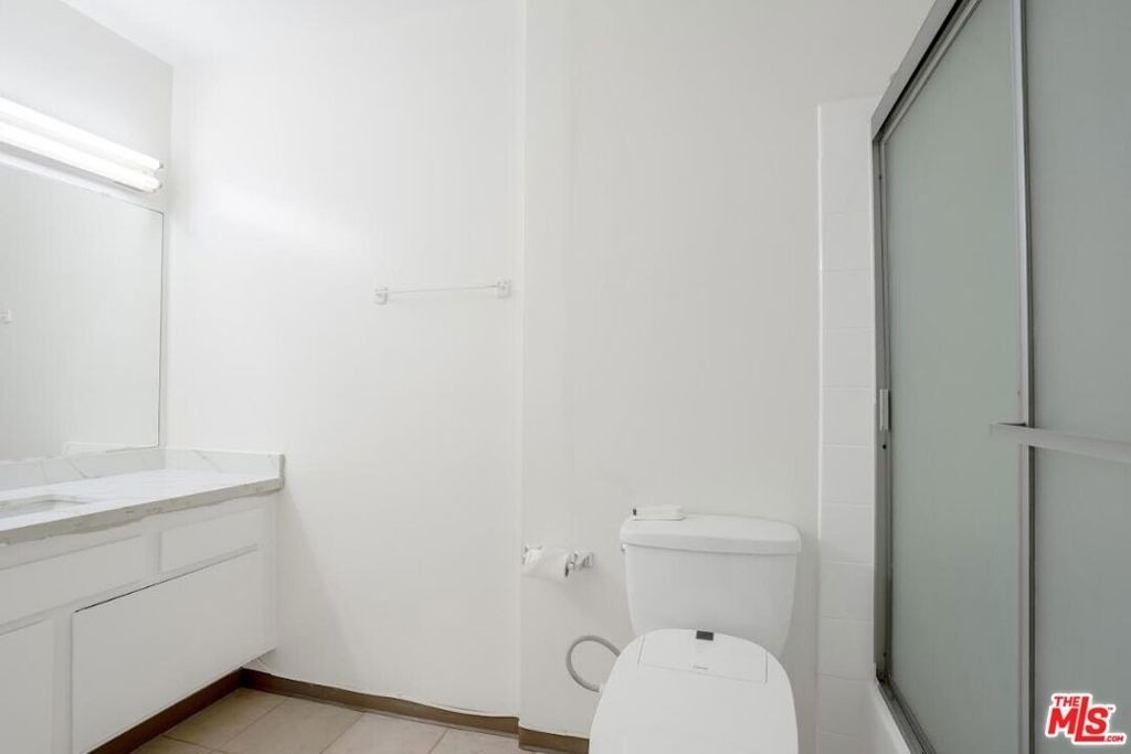 729 S Hobart Boulevard - Photo 21