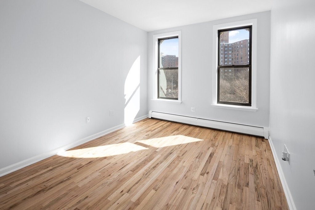 61 Lenox Avenue - Photo 9