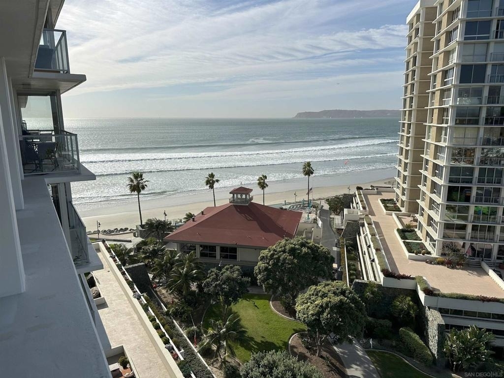 1730 Avenida Del Mundo - Photo 1
