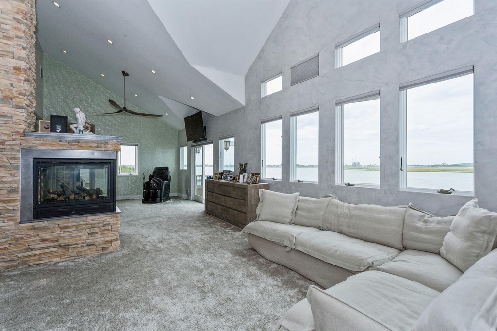 319 Harbor Drive - Photo 17