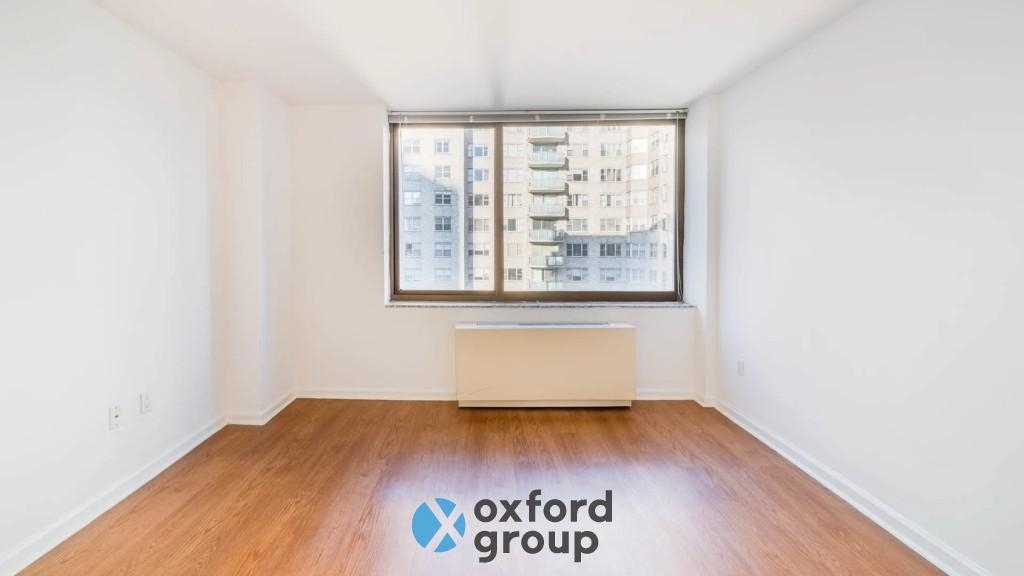 E 39th St. - Photo 1