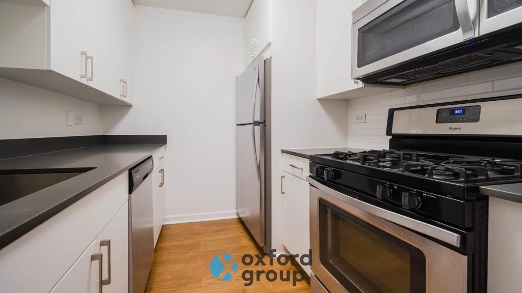 E 39th St. - Photo 5