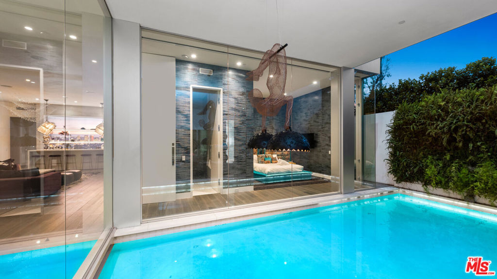 1814 N Doheny Drive - Photo 35