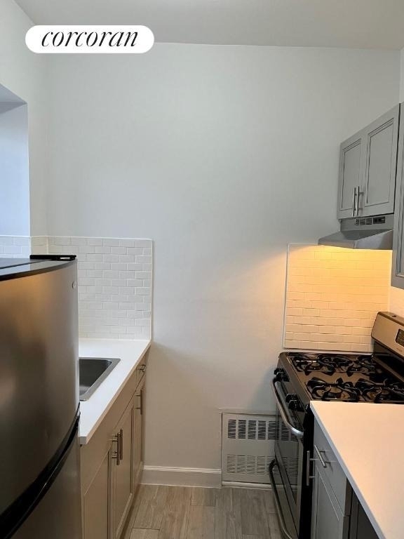 317 E 3rd Street - Photo 3