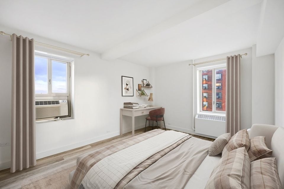 East 18th Street - Photo 1