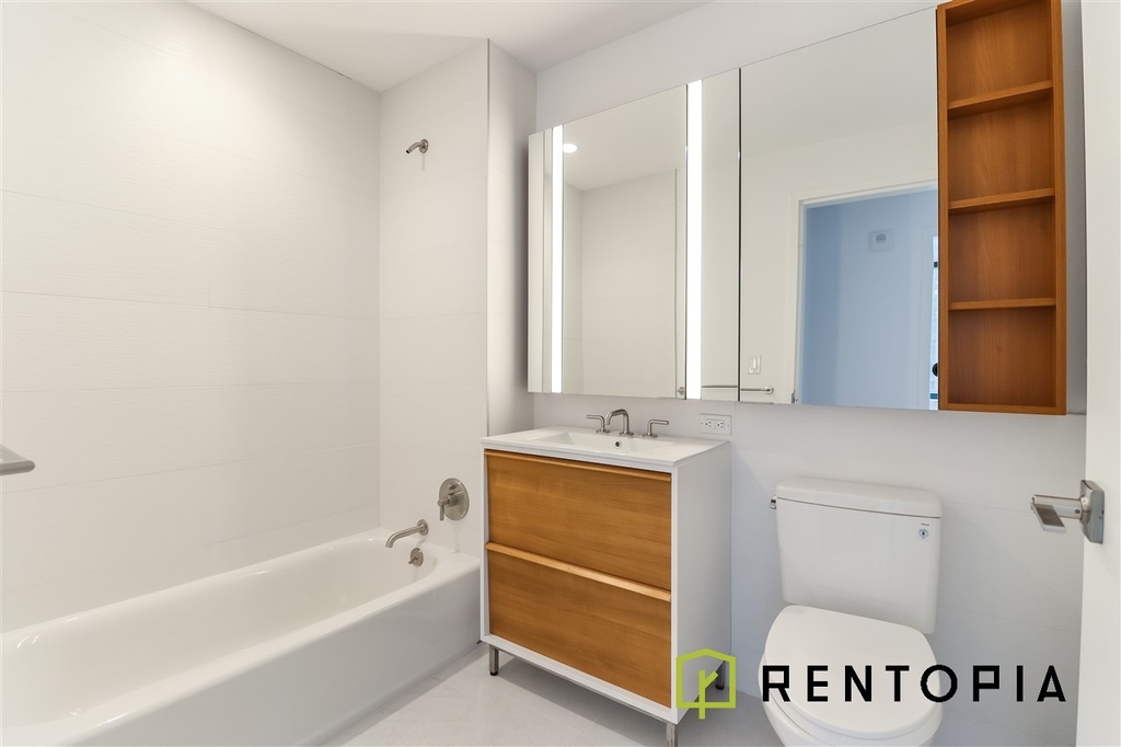 87 Commercial Street - Photo 5