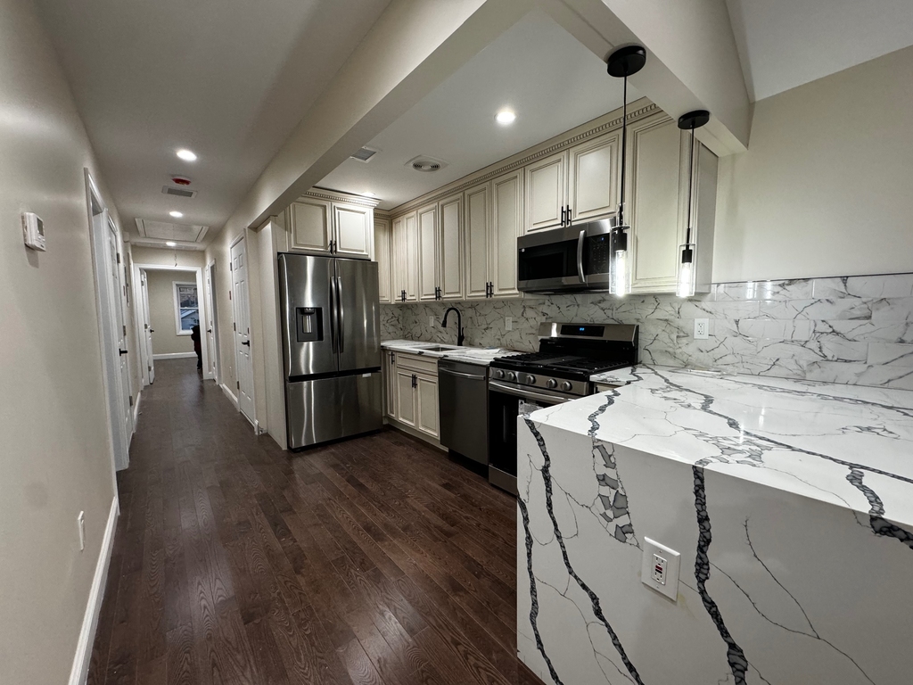 418 Beach 38th Street - Photo 3