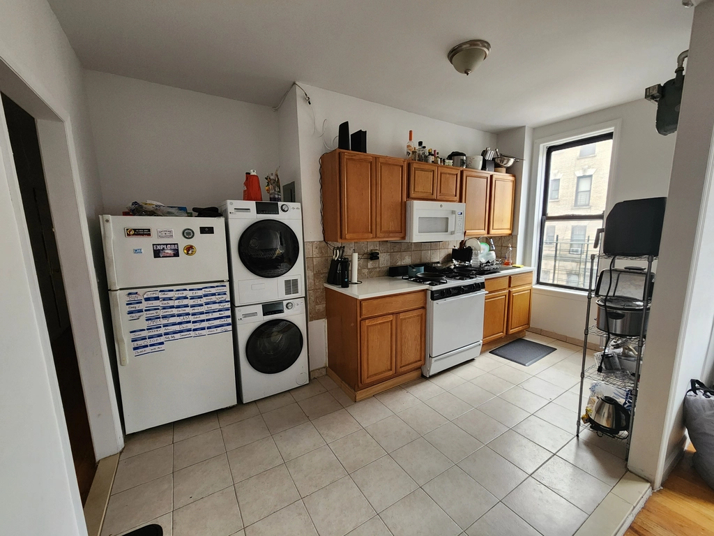 569 West 171st Street - Photo 3