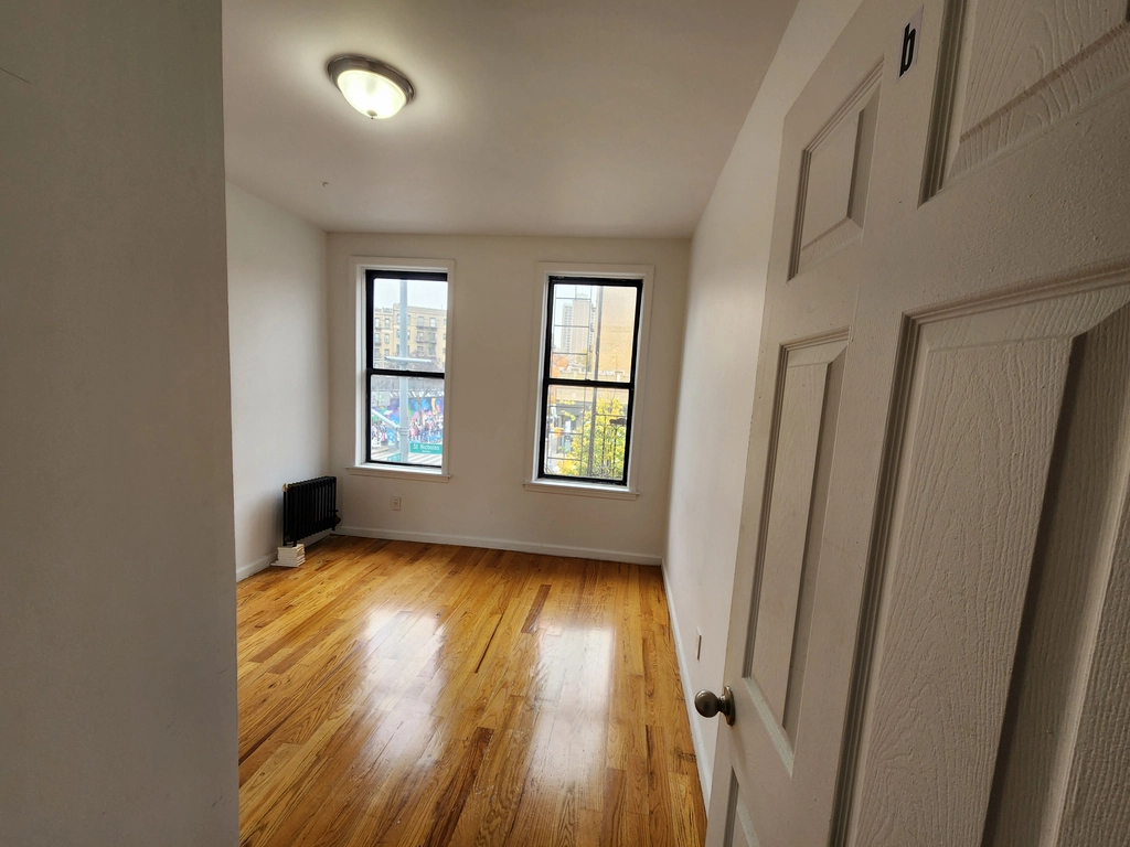 569 West 171st Street - Photo 5