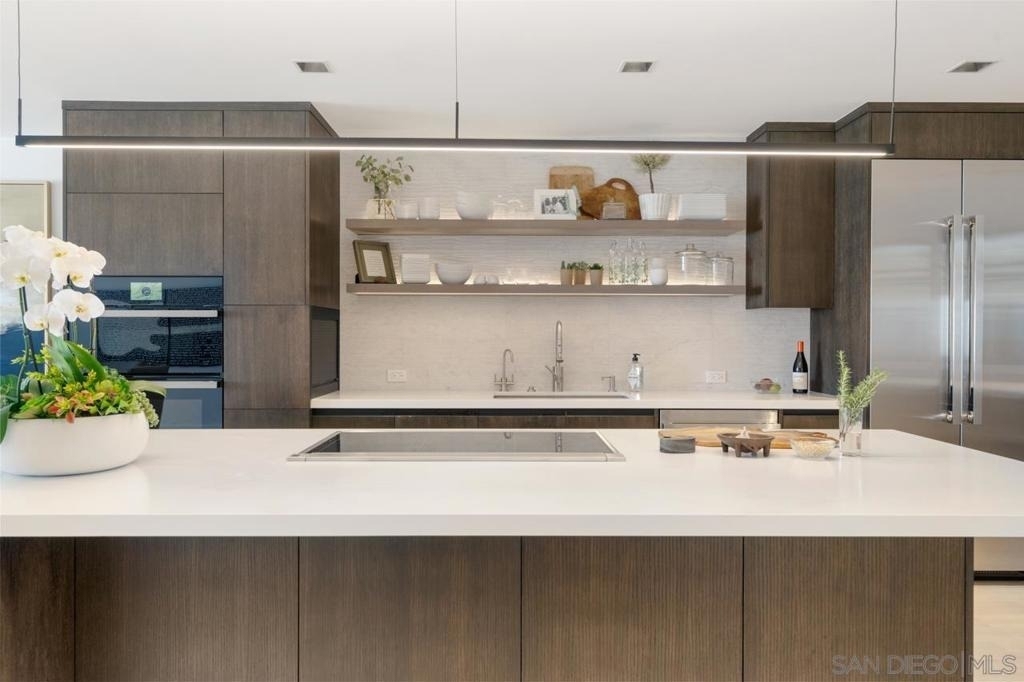 135 S Sierra Ave - Photo 5