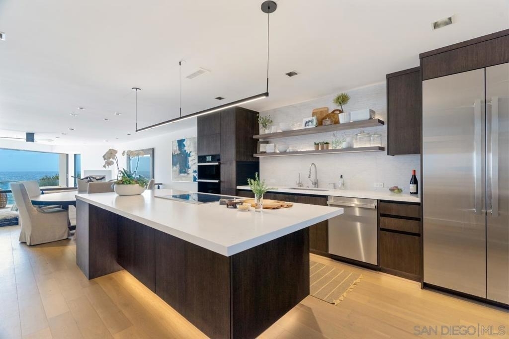 135 S Sierra Ave - Photo 4