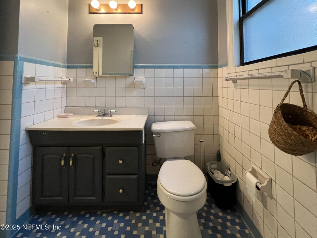 1733 River Road - Photo 9