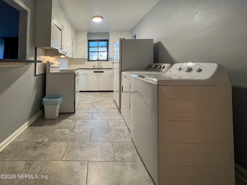 1733 River Road - Photo 5