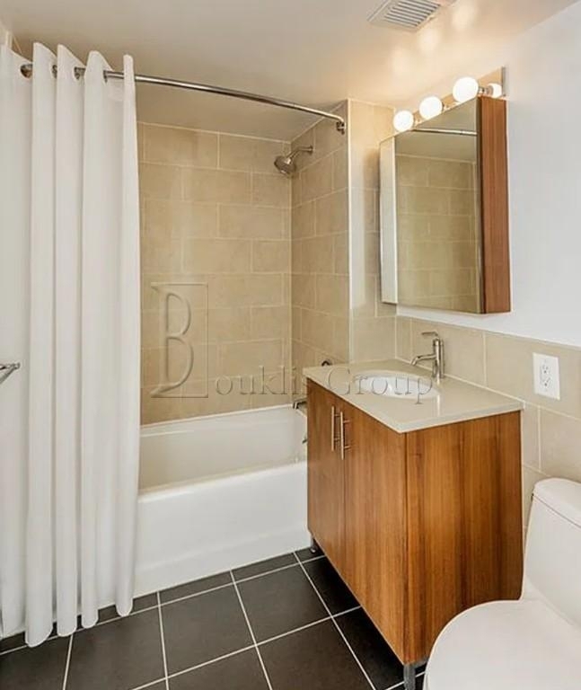 26-38 21st street  - Photo 6