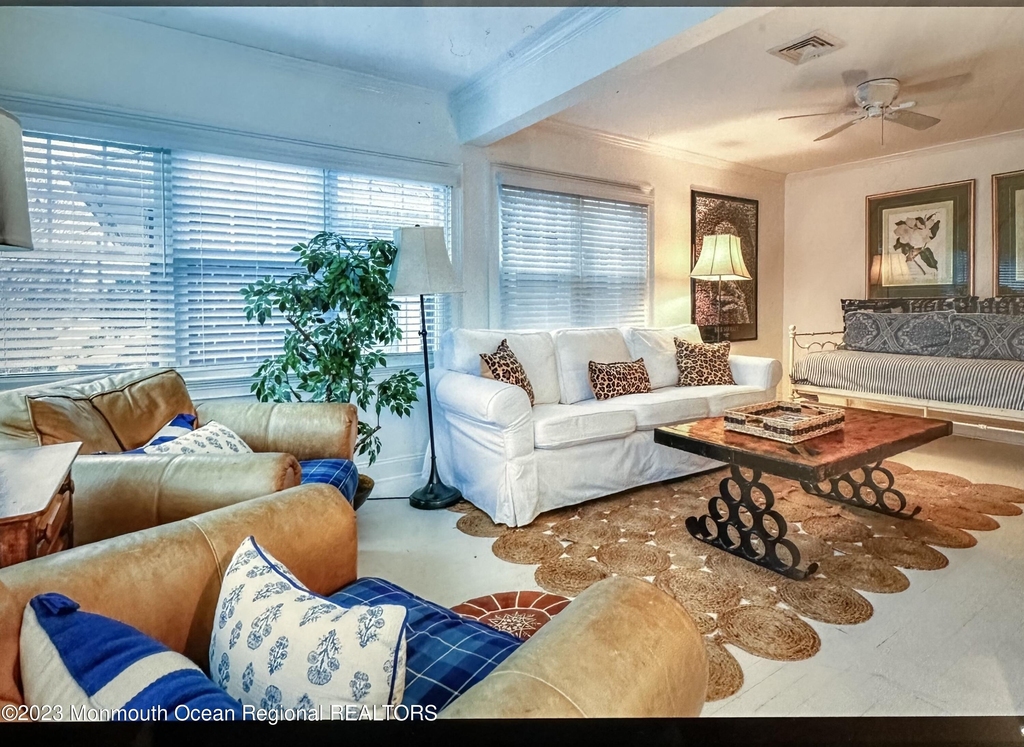 505 Washington Lane - Photo 4