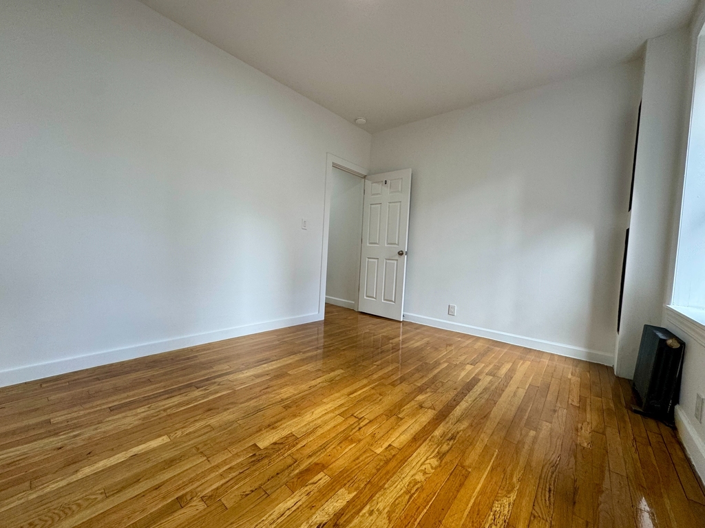 556 West 162nd Street - Photo 6