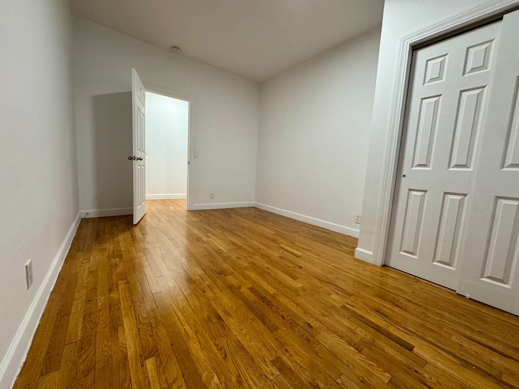 556 West 162nd Street - Photo 4